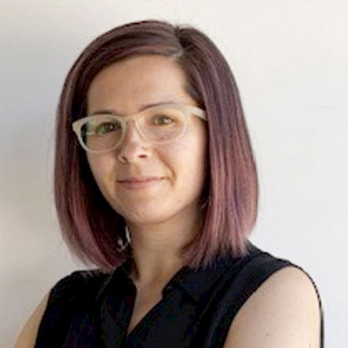 Perla Aguayo Headshot